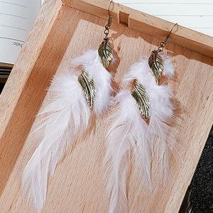 ♥NEW! Anthropologie Natural Long Feather Dangle Earrings ♥